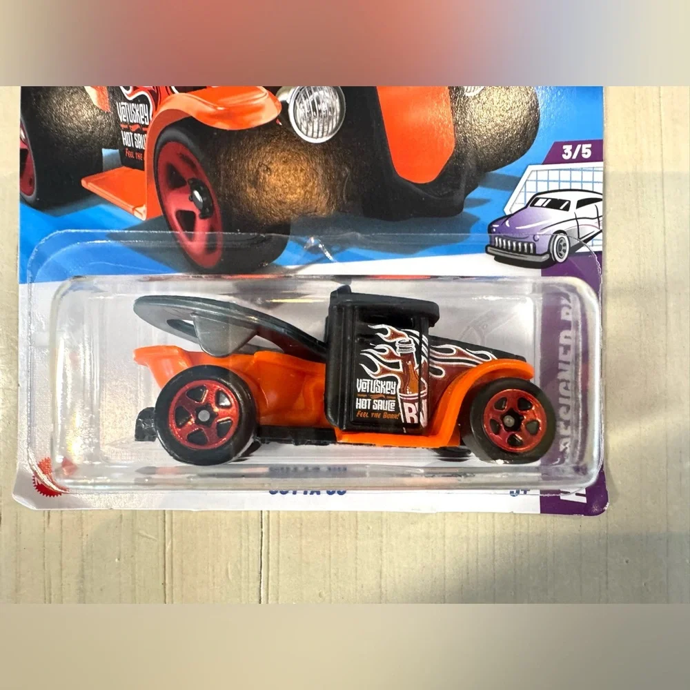 Hot Wheels Gotta Go Vetuskey Hot Sauce 84/250 – 2025 HW Designed By